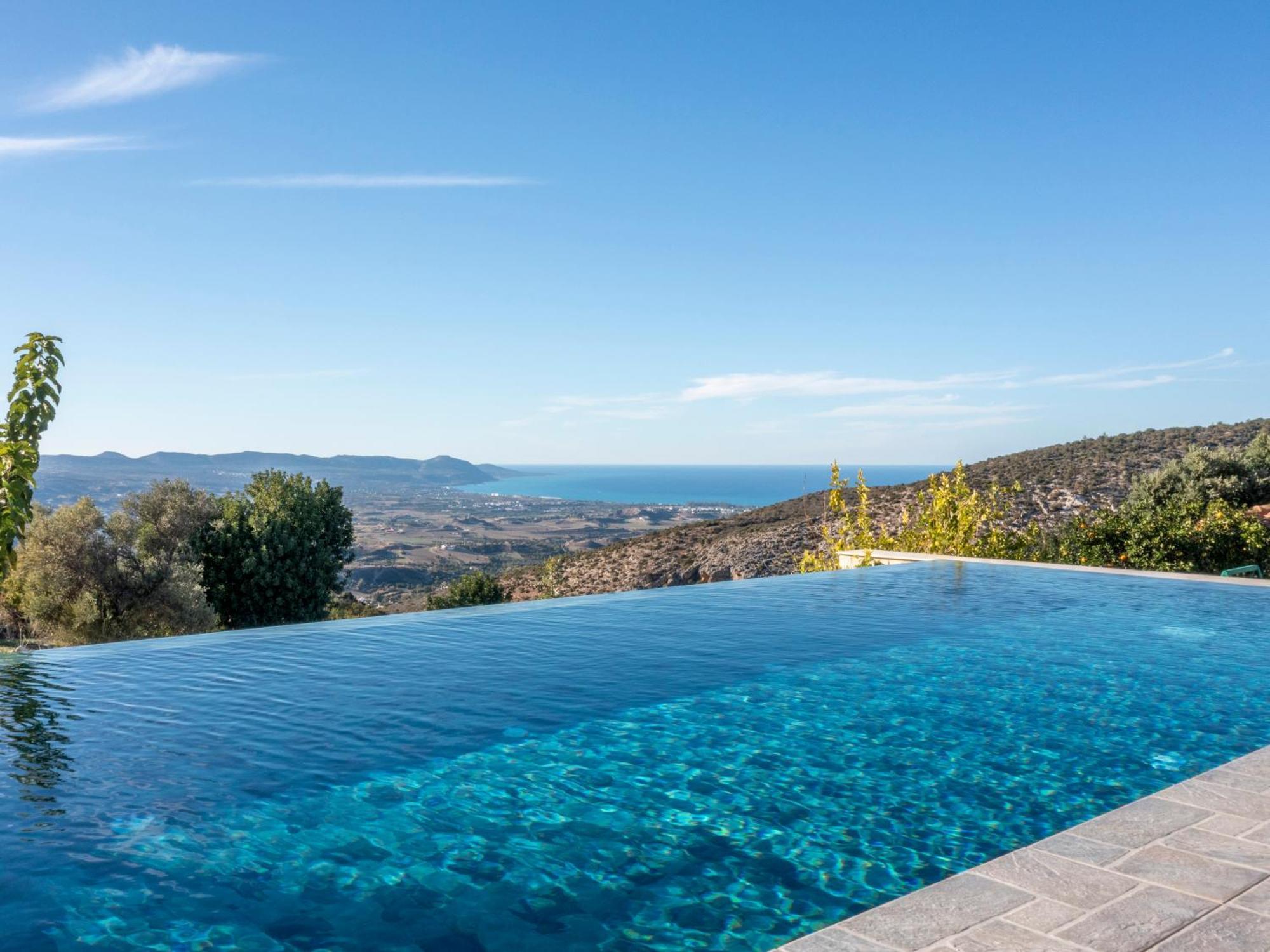 Sanders View Peristerona  Bagian luar foto